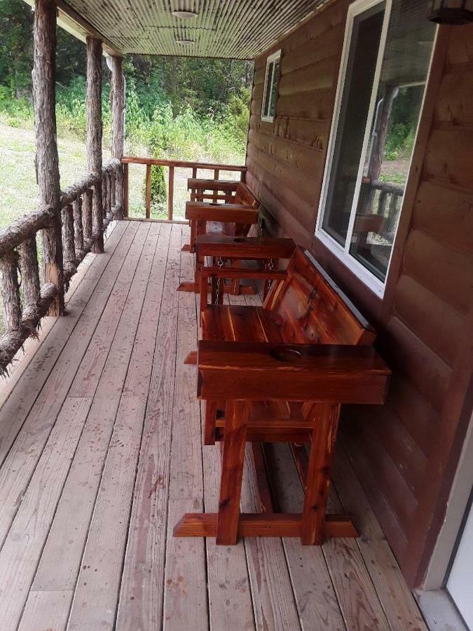 Amish Made Cedar Cabin With A Loft On A Buffalo Farm Close To The Buffalo River Marshall Екстериор снимка